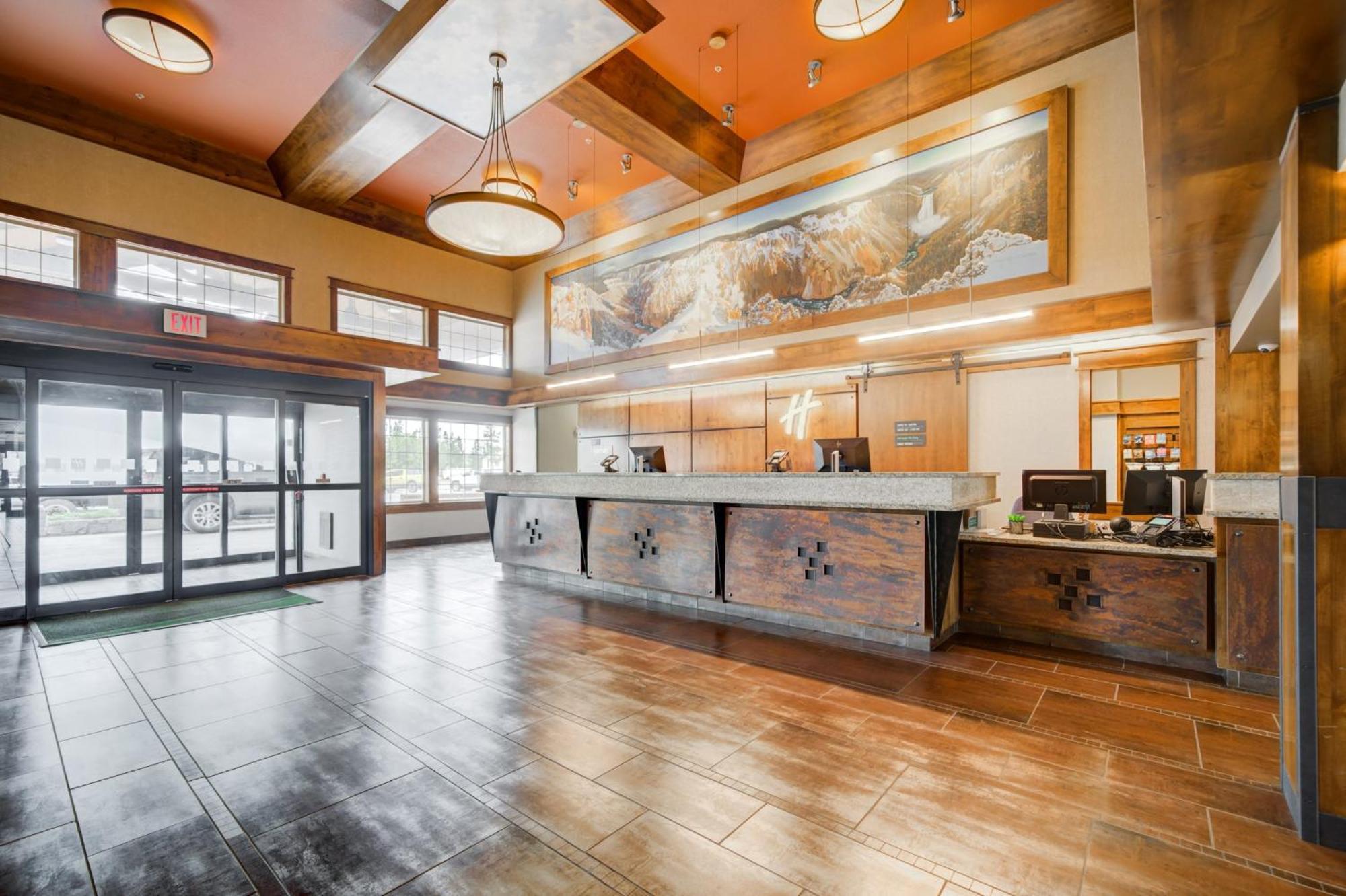 Holiday Inn West Yellowstone By Ihg Exterior foto