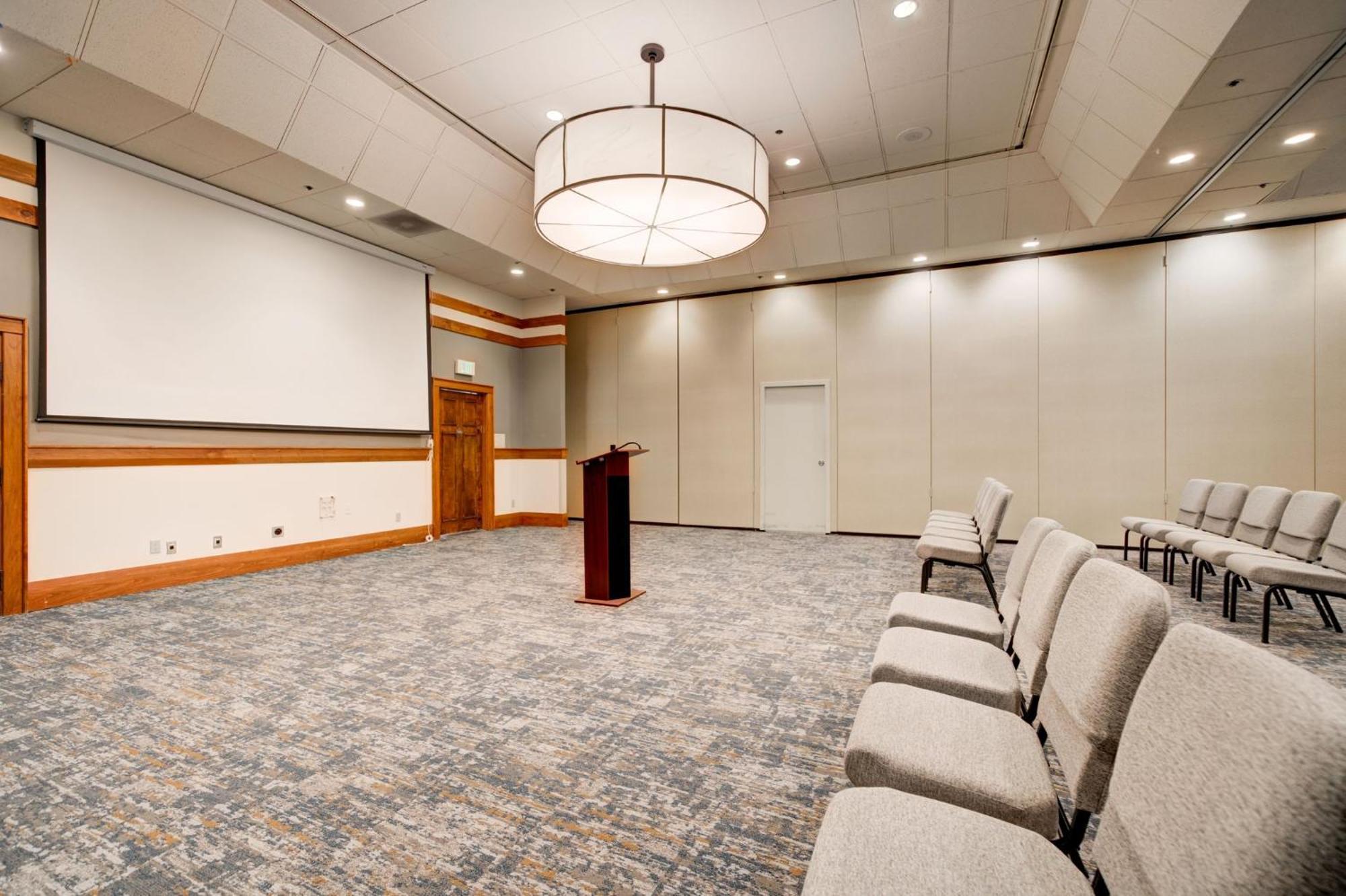 Holiday Inn West Yellowstone By Ihg Exterior foto